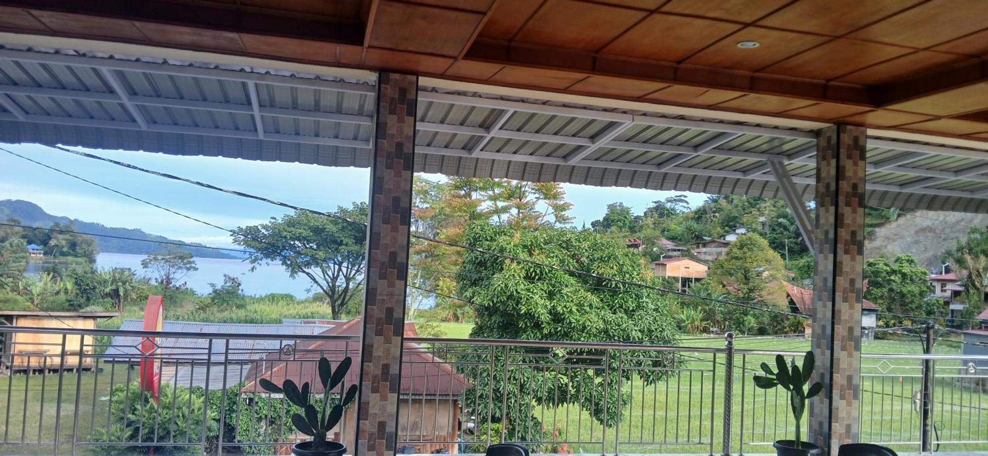 Hotel Toba Boi Tuk Tuk Esterno foto